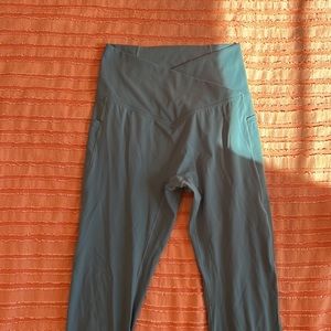 Crossed Blue Leggings